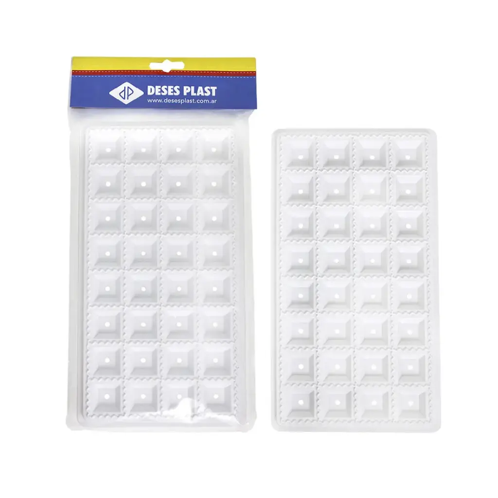 MOLDE PARA RAVIOLES x32 e/Bo ( 04120 )