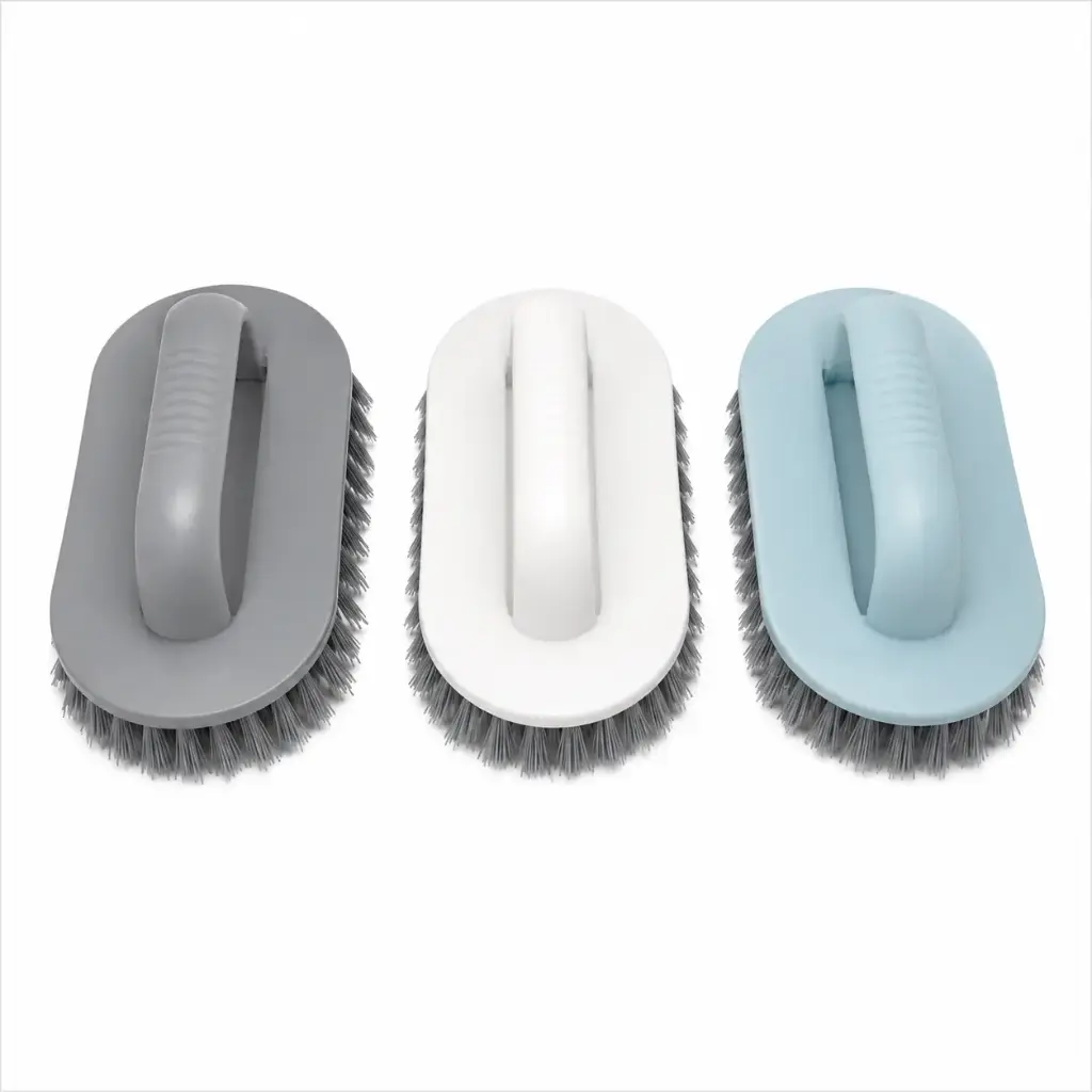 CEPILLO P/ ROPA PLASTICO 14 X 7CM ( 2528-2 )