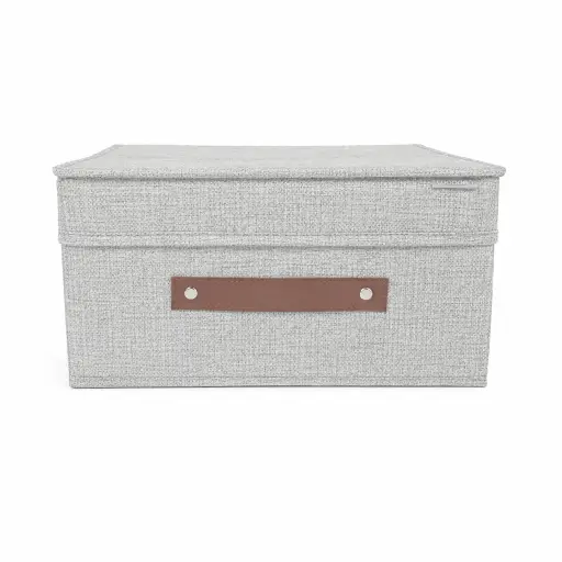 CAJA PLEGABLE FORRADA TELA C/ TAPA Y MANIJA CUERO 30 X 28 X 15CM E/ BO ( 027-9N / 027-9G ) 